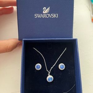 Swarovski Jewelry Set- necklace & earrings